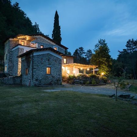 Agriturismo Di La Dall'Acqua Fivizzano Exterior photo