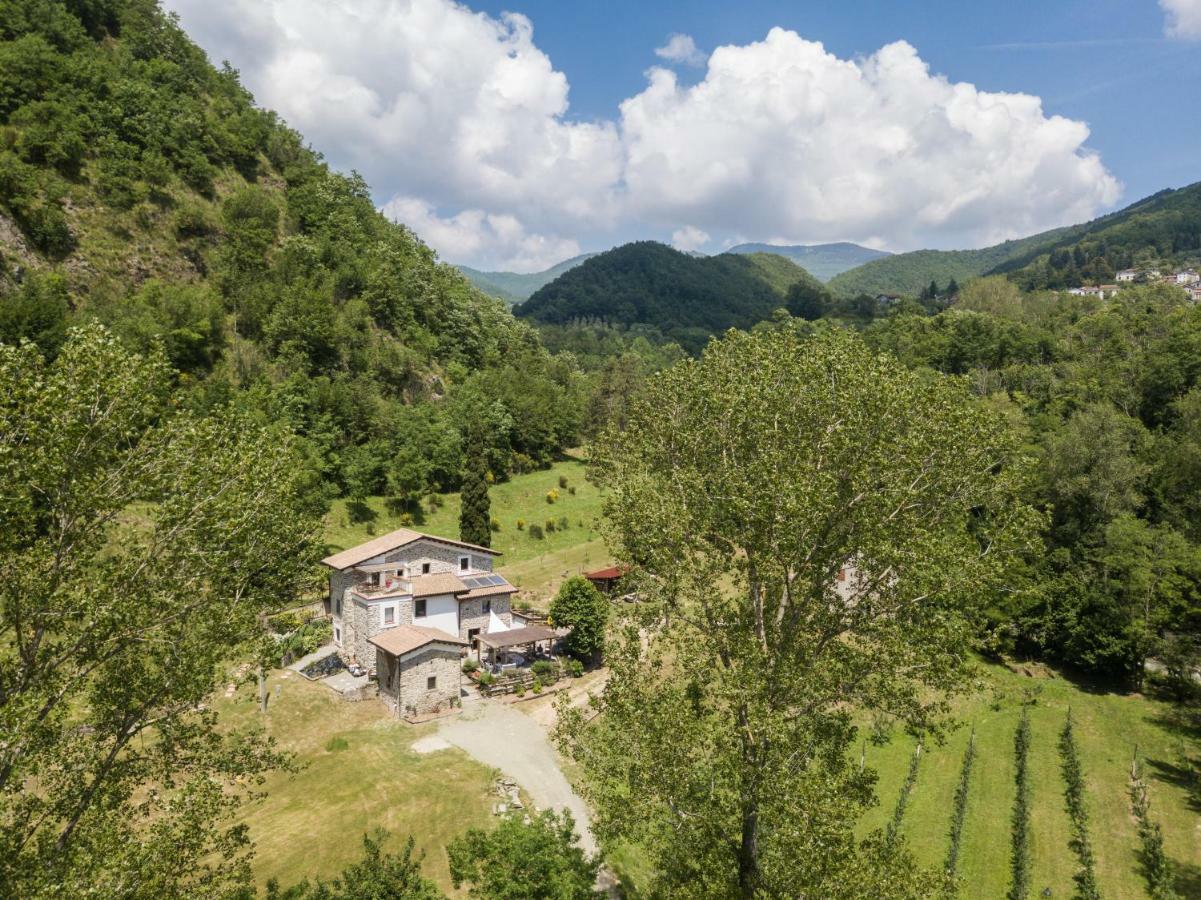 Agriturismo Di La Dall'Acqua Fivizzano Exterior photo